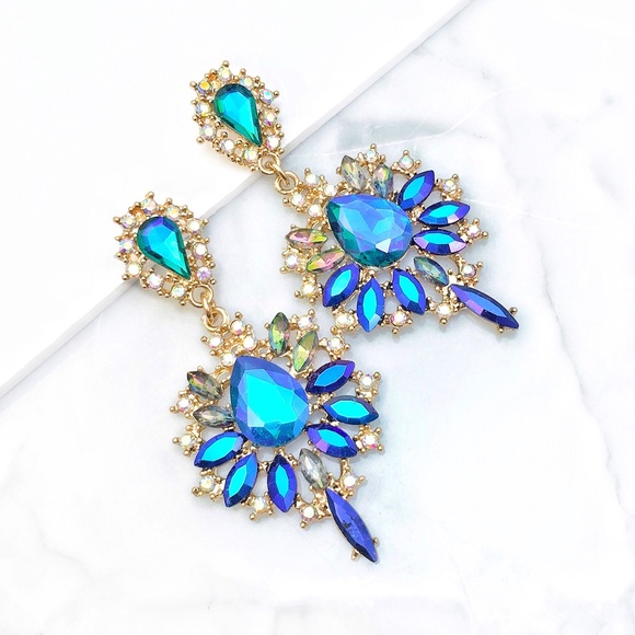 Jewelry - Gorgeous Iridescent Blue Green Chandelier Earrings
